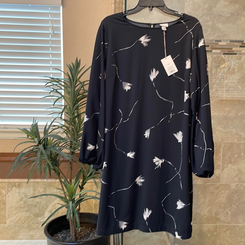 NWT Black & white shift dress, XXL